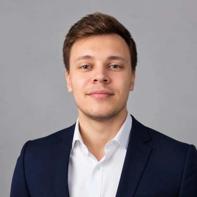Илья Степанов